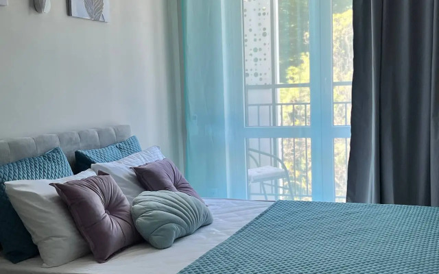 Studiya Tryokhmestnaya Flat