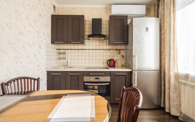 Квартира Тёплая солнечная возле БЦ Первая Башня