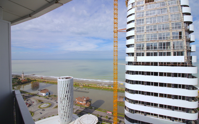 Mega Palace Apartments