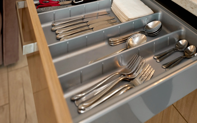 In the center of the Riviera Park Apartments