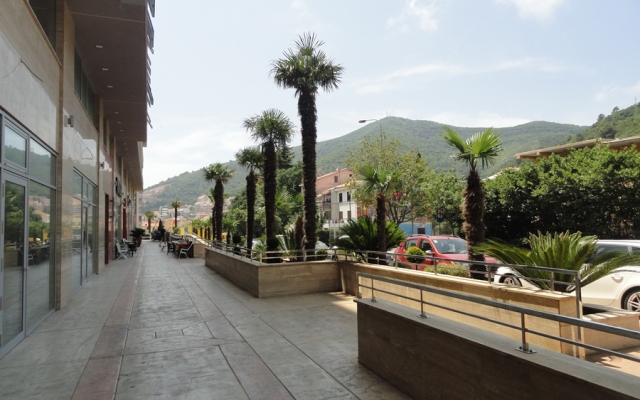 Lyuks S Odnoj Spalnej na Žrtava Fašizma Apartments