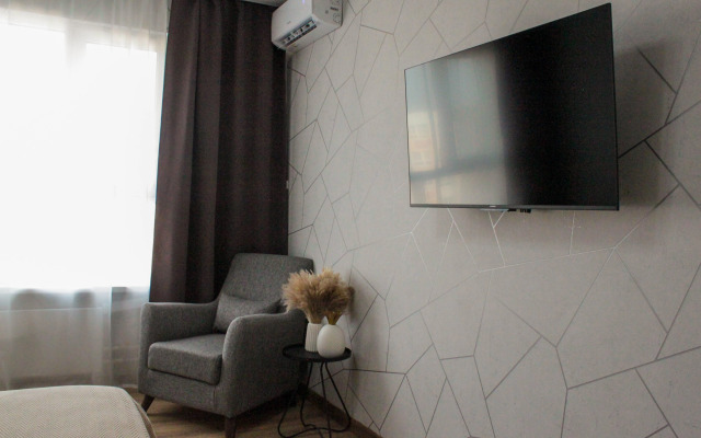 Na Romanovskoy 5 Flat