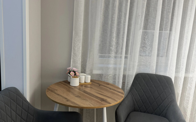 Uyutnaya Dvukhkomnatnaya Kvartira U Morya Flat