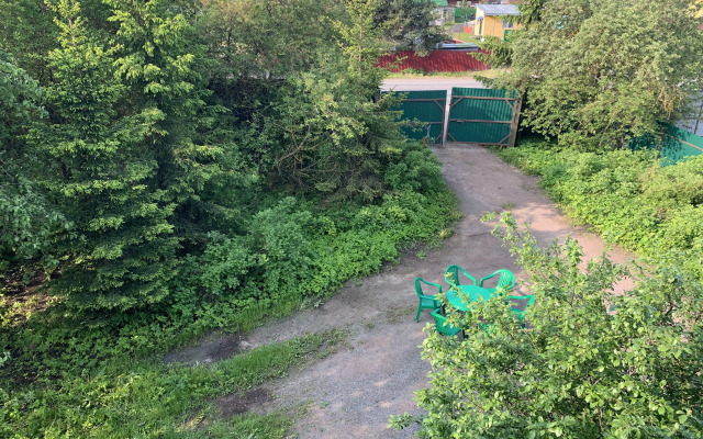 S Otdelnym Vkhodom I Zaezdom Private house