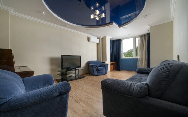 Na Krasnopolyanskoy Flat