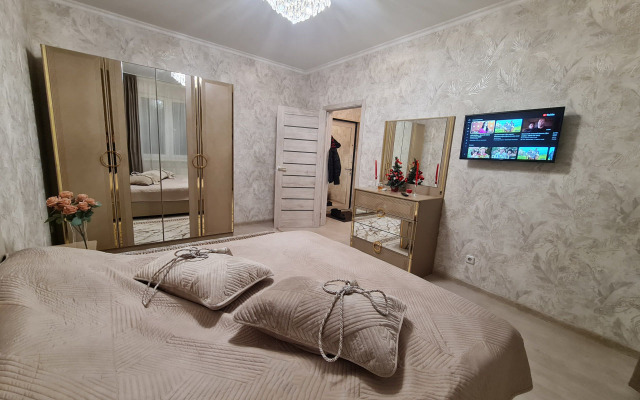 Na Ulitse Kuryzhova 13 (313) Flat