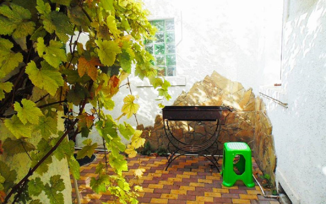 Apartamenty 2 Minuty Peshkom Ot Naberezhnoy Tereshkovoy Flat