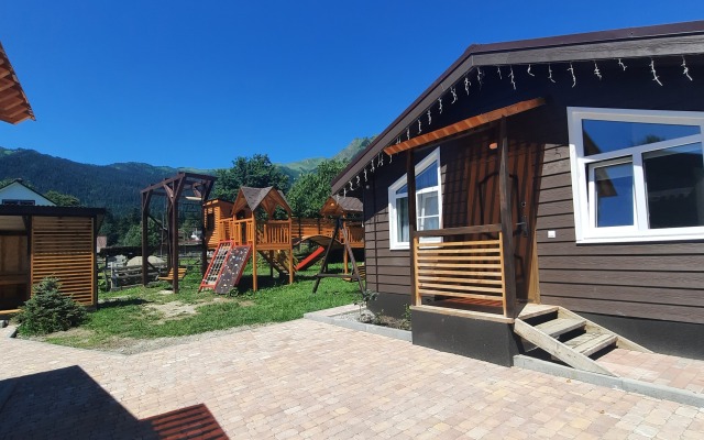 Nur House Hotel