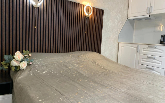 Serdtse Adlera Na Kaspiyskoy Flat