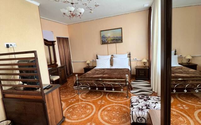 Отель Викинг