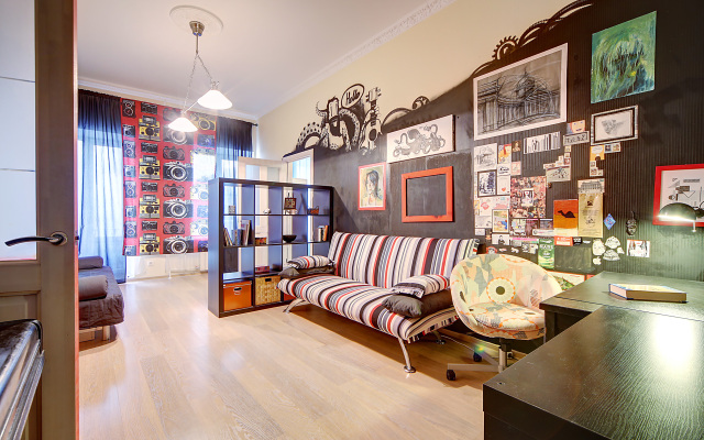 SutkiPeterburg Na Gor'kovskoj Apartments