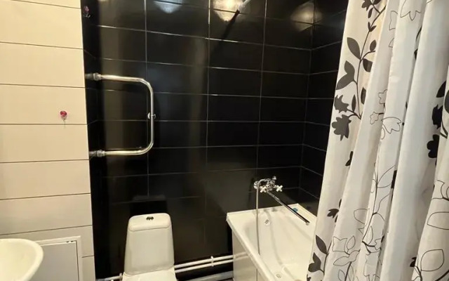 Апартаменты на Притомском 25/4