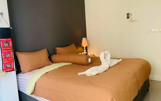 Отель Arch Club Pa Tong