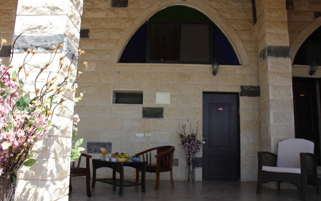 Adler Elegant Guest House