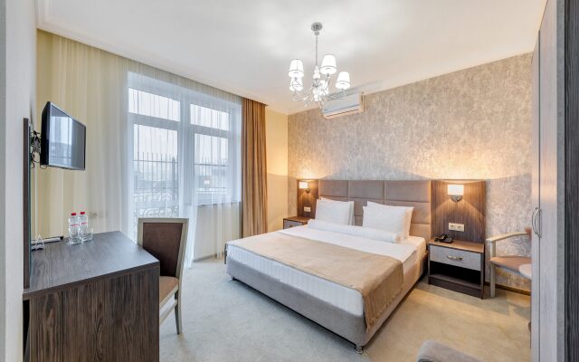 Rinn Rise Resort Hotel