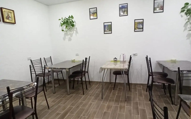 Na Gagarina 27 Guest house