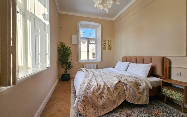 Dokhodny dom Istomina Flat