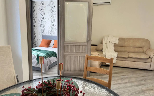 U Reki na Bogdanova 81 Apartments