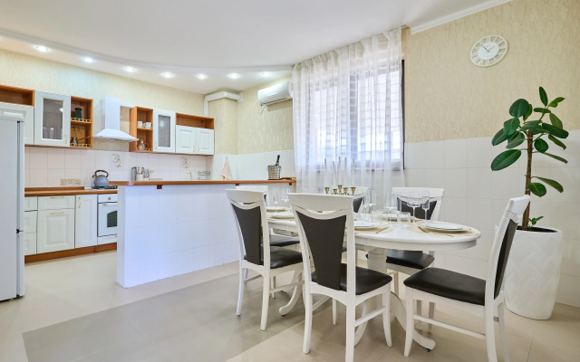 Rezidentsiya Lotos Guest house