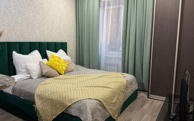 Uyutnaya S Vidom Na Reku, Barguzin, Aeroport Flat