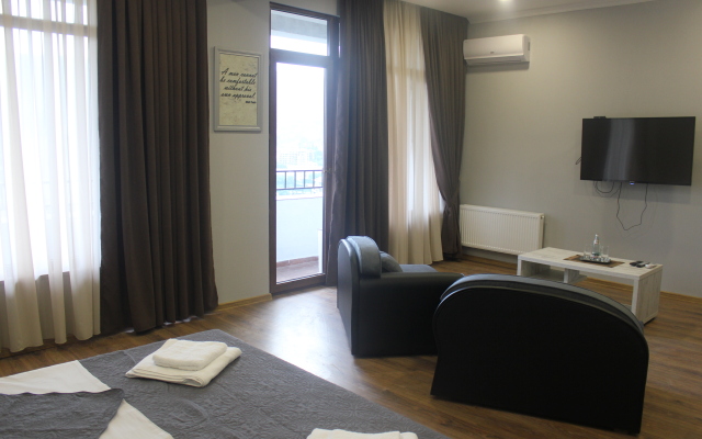 Vera Apart-Hotel