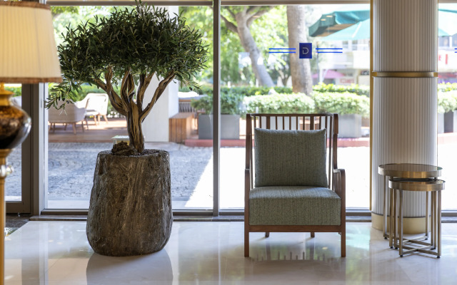 Отель Delta Hotels by Marriott Antalya Lara