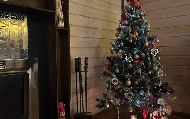 Гостевой дом Коттедж с камином и баней