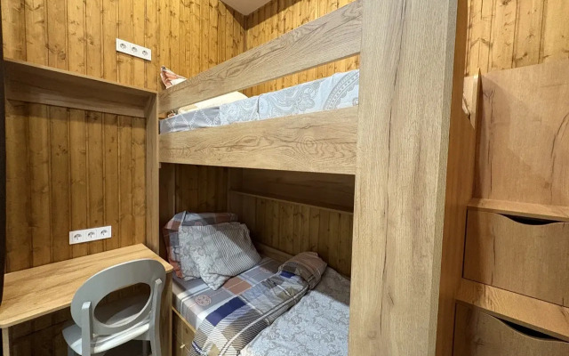 Квартира Двухкомнатная Квартира с балконом в 100 м от Пляжа