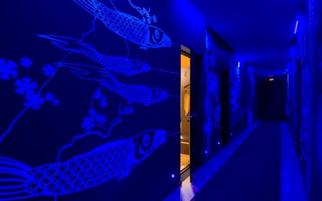 Maksimum Hotel