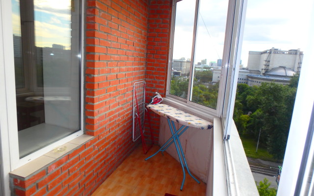 Апартаменты возле метро Площадь Ленина