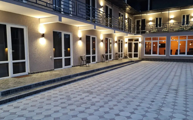 Mini hotel Premyer-Sukhum