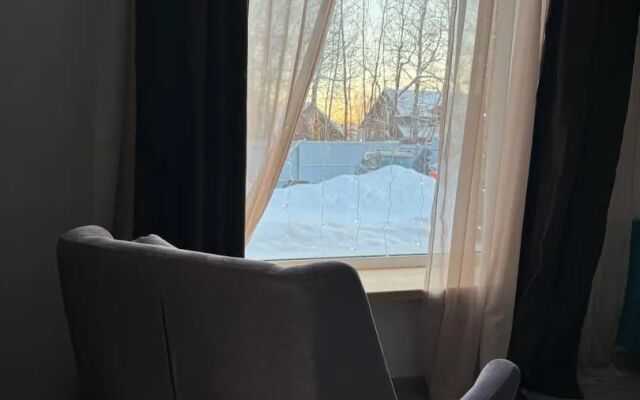 Гостевой Дом Уютный Дом с Большими Панорамными Окнами