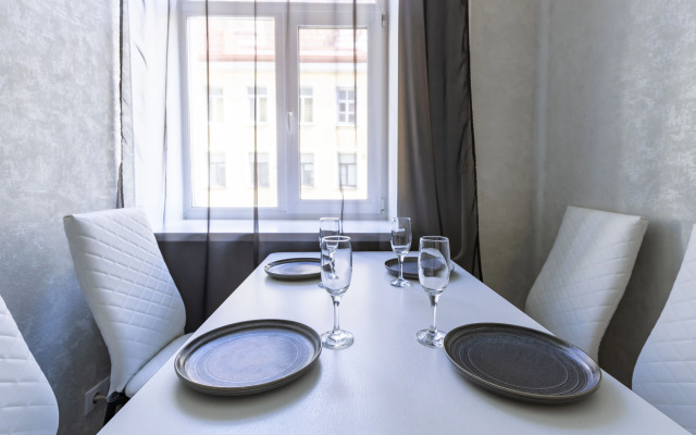 Imperial Apartment at the Hermitage 4 bedrooms 14 guests