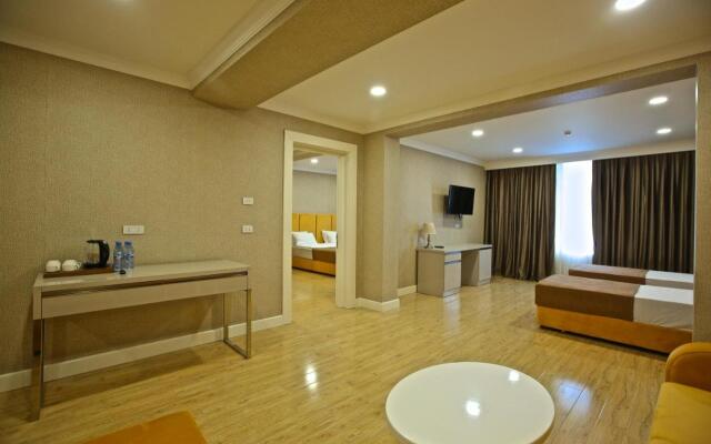 Hotel Rusel Park