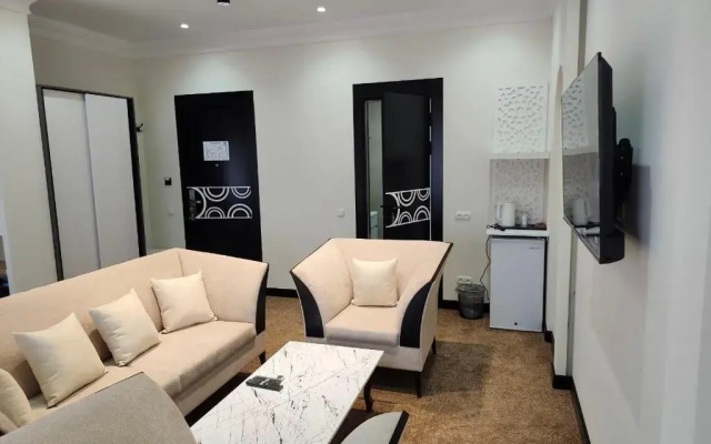 Отель SHOHI ZINDA