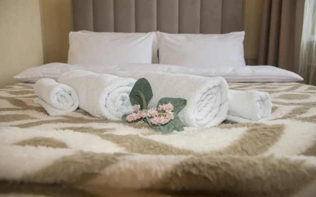 Odnokomnatnye Premium s dzhakuzi na Parizhskoj kommuny 40 Apartments