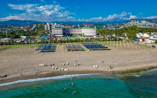 Grand Cortez And Spa Resort