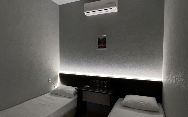 Avrora Hotel