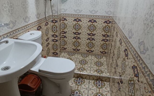 Aminabonu Hotel