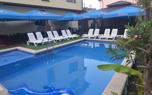 Laza Plaza Guest House