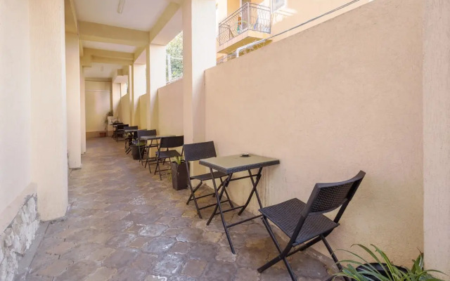 Avsteria Guest House