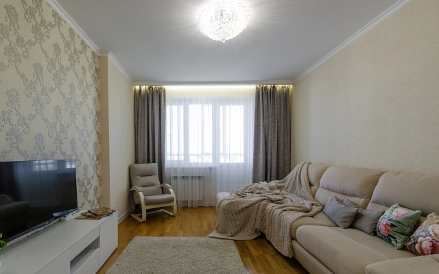 2 Komnatnaya Na Tsentralnoy Naberezhnoy Zaliva Apartment