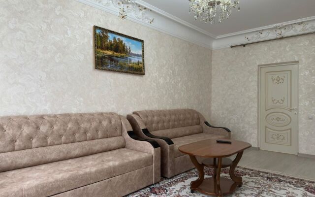 Квартира на проспекте Петра I 89