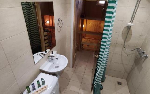 Travel Inn Villas Guest House