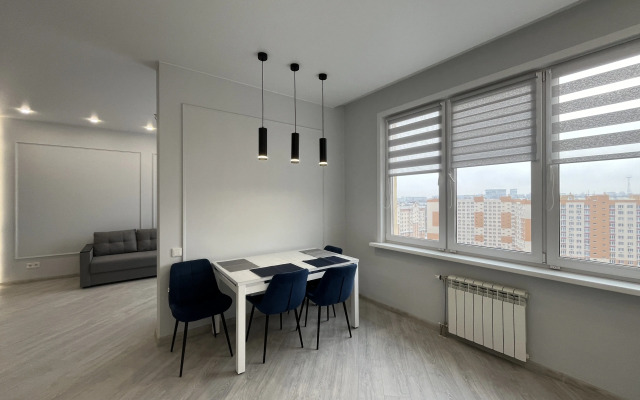 Unique Apart Golubika na PriTomskom ryadom s Kadetskim uchilishchem, LDK i Moskovskoi ploshchadyu na 16 etazhe Na Pritomskoj 31/1 Apartments
