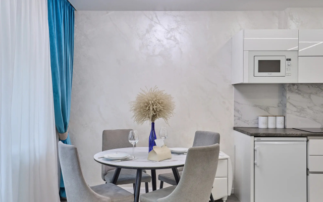 Belye Apartments