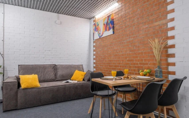 V Tsentre Sankt-Peterburga Flat