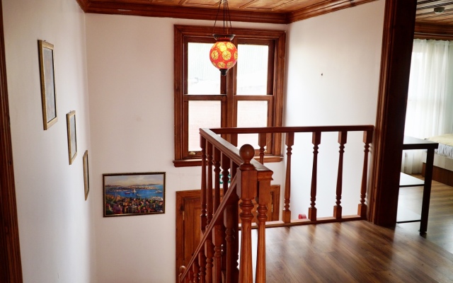 Qonaq Hotel