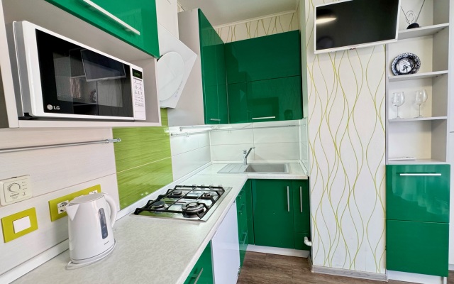 Royal Green Apartment U Korolevskikh Vorot Flat