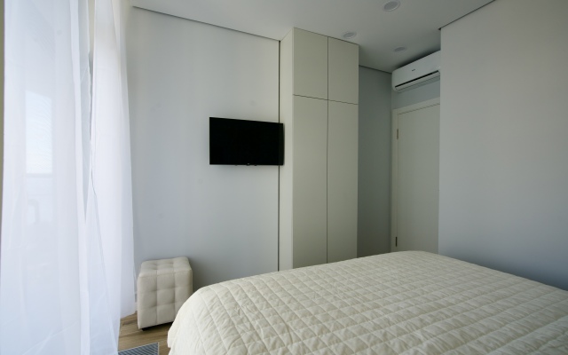 S Otdelnoy Spalney LS-Soft Blue S vidom na more i gory Apartments